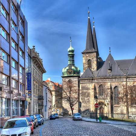 Luxury Family Hotel Bila Labut Prague Exterior photo