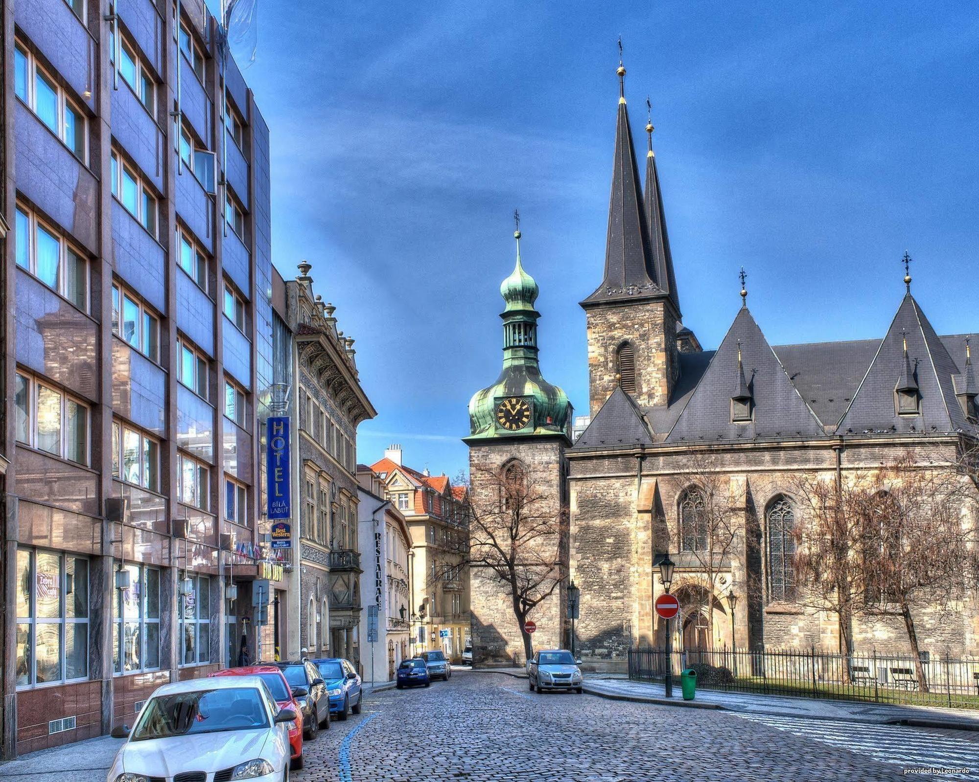 Luxury Family Hotel Bila Labut Prague Exterior photo